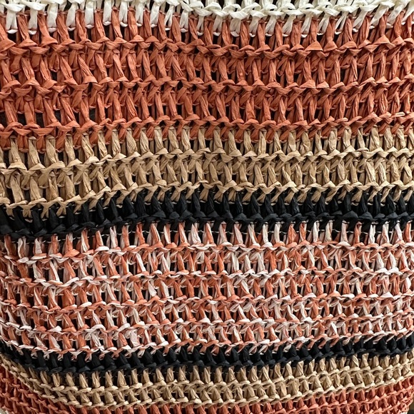 Molly Bracken Multicolor Woven Tote Bag - Picture 4 of 5